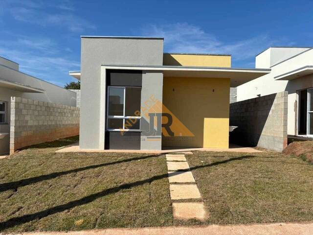 Venda em Aparecidinha - Sorocaba