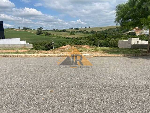 Venda em Condomínio Helena Maria - Sorocaba