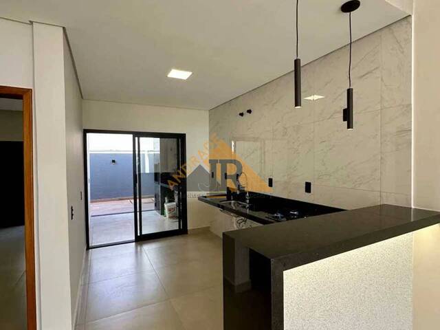Casa para Venda em Sorocaba - 3